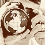 Monedas y bolsas de Latam aumentan por optimismo del mercado