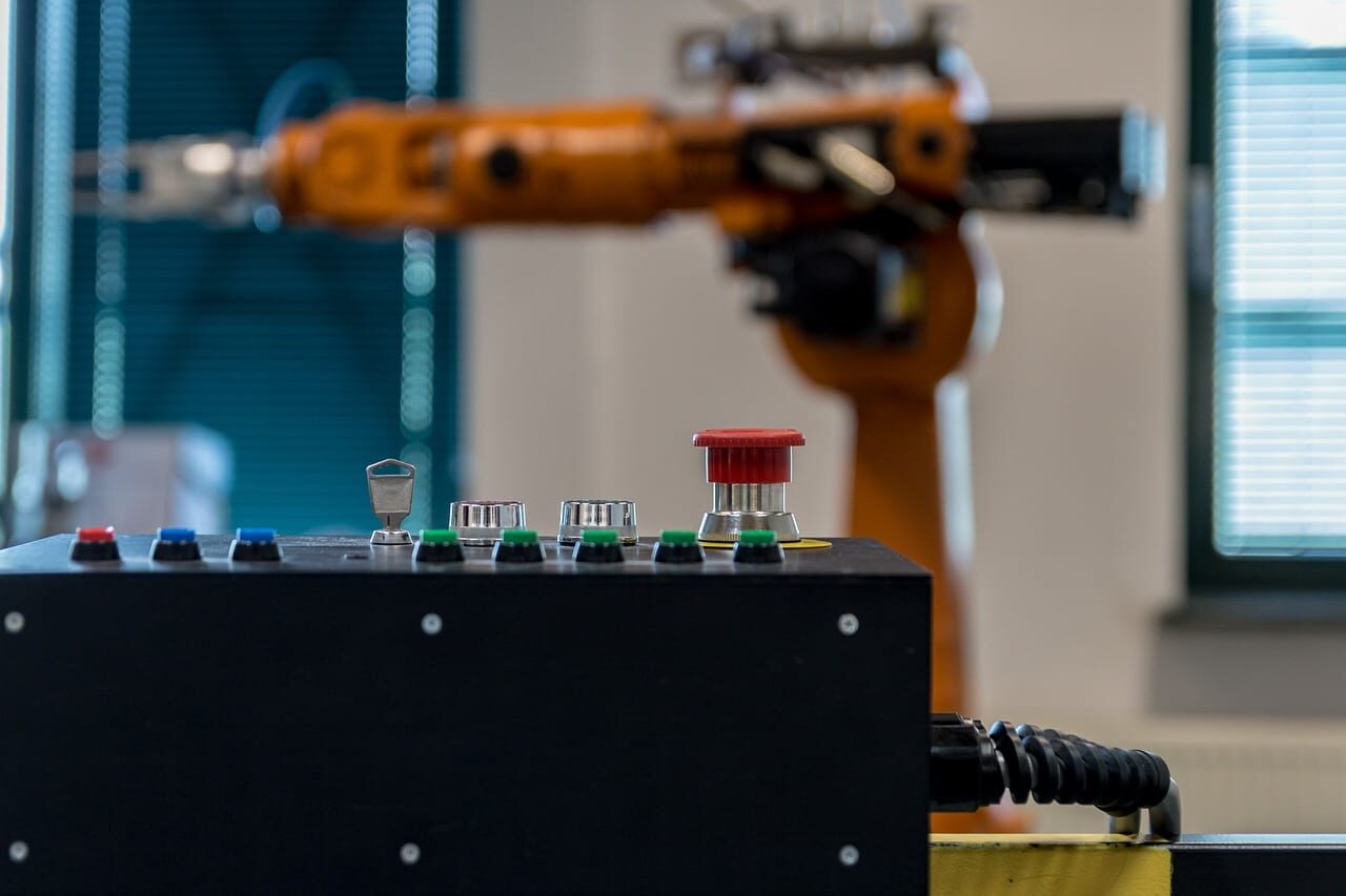 western union implementa 90 robots virtuales en operaciones